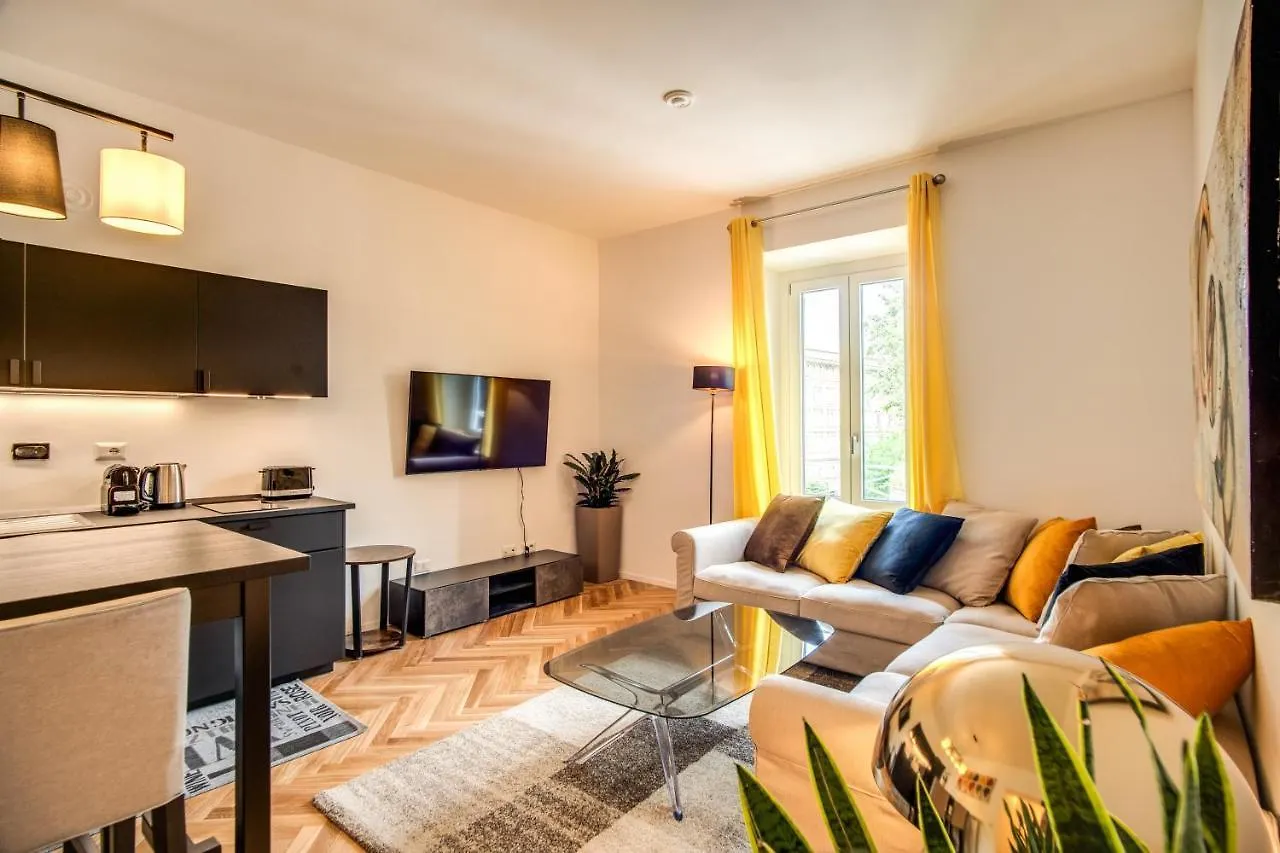 Apartment Giulio Cesare Charming Suite Great Location Rome