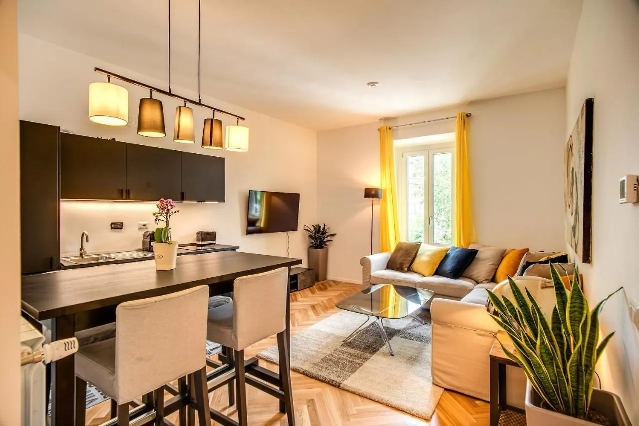 Apartment Giulio Cesare Charming Suite Great Location Rome